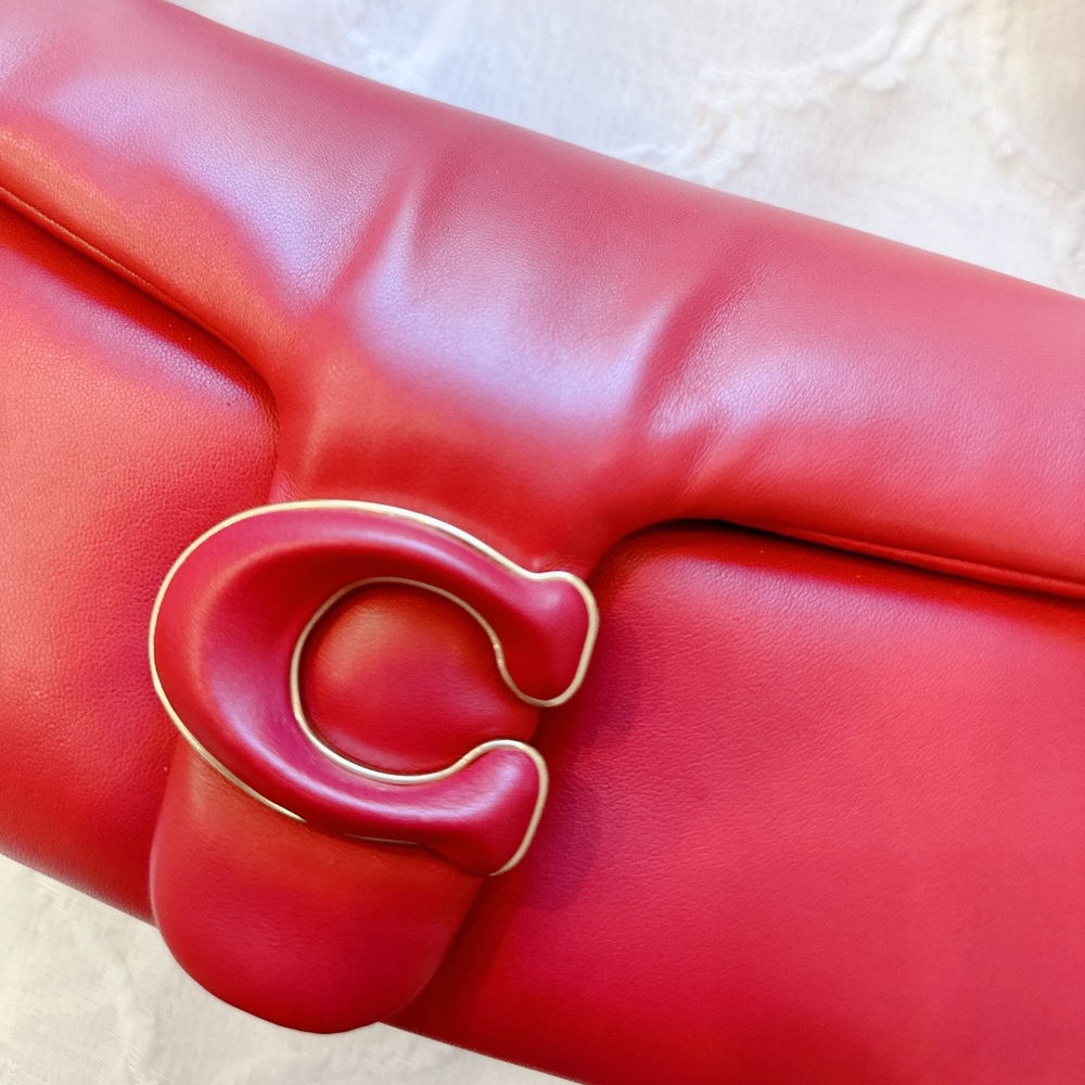 NWT Coach Pillow Tabby 26 Red Apple C0772 - Picture 8 of 12